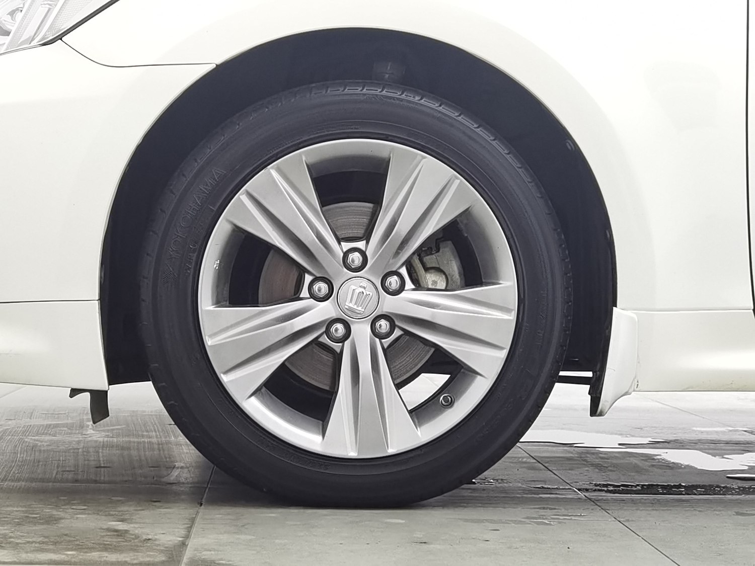 Used Toyota Crown 2015 2.0 AT