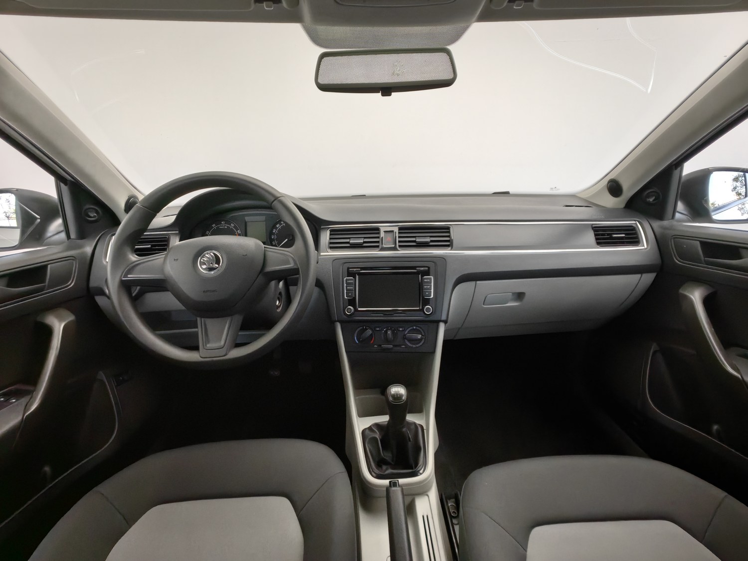 Used Skoda Rapid 2015 1.6 MT