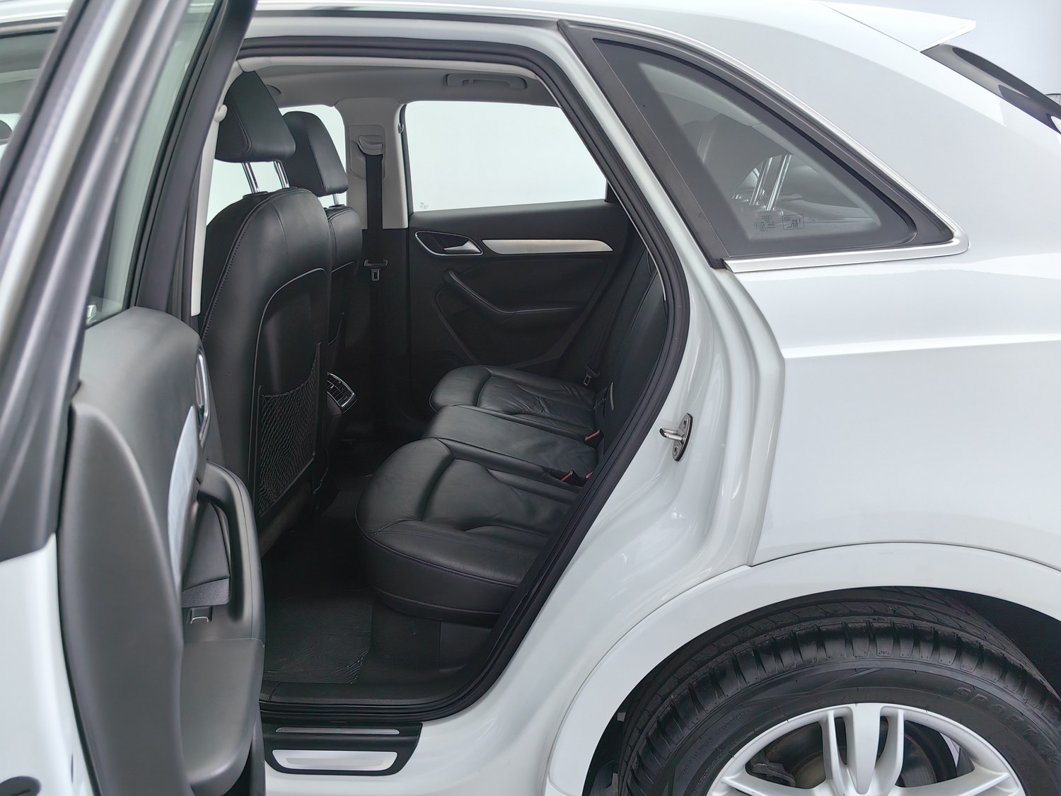 Used Audi Q3 2013 2.0 AT