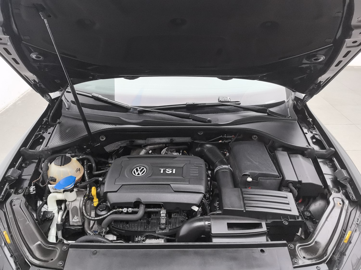 Used Volkswagen Passat 2017 1.8 AT