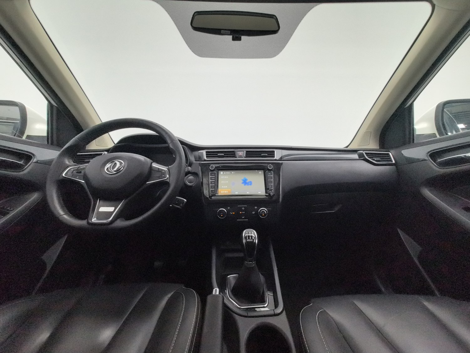 Used Dongfeng Fengon 580 2016 1.8 MT