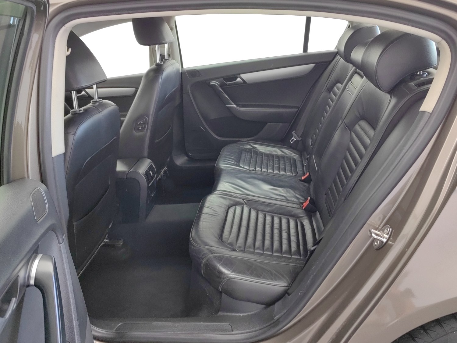 Used Volkswagen Magotan 2016 1.8 AT