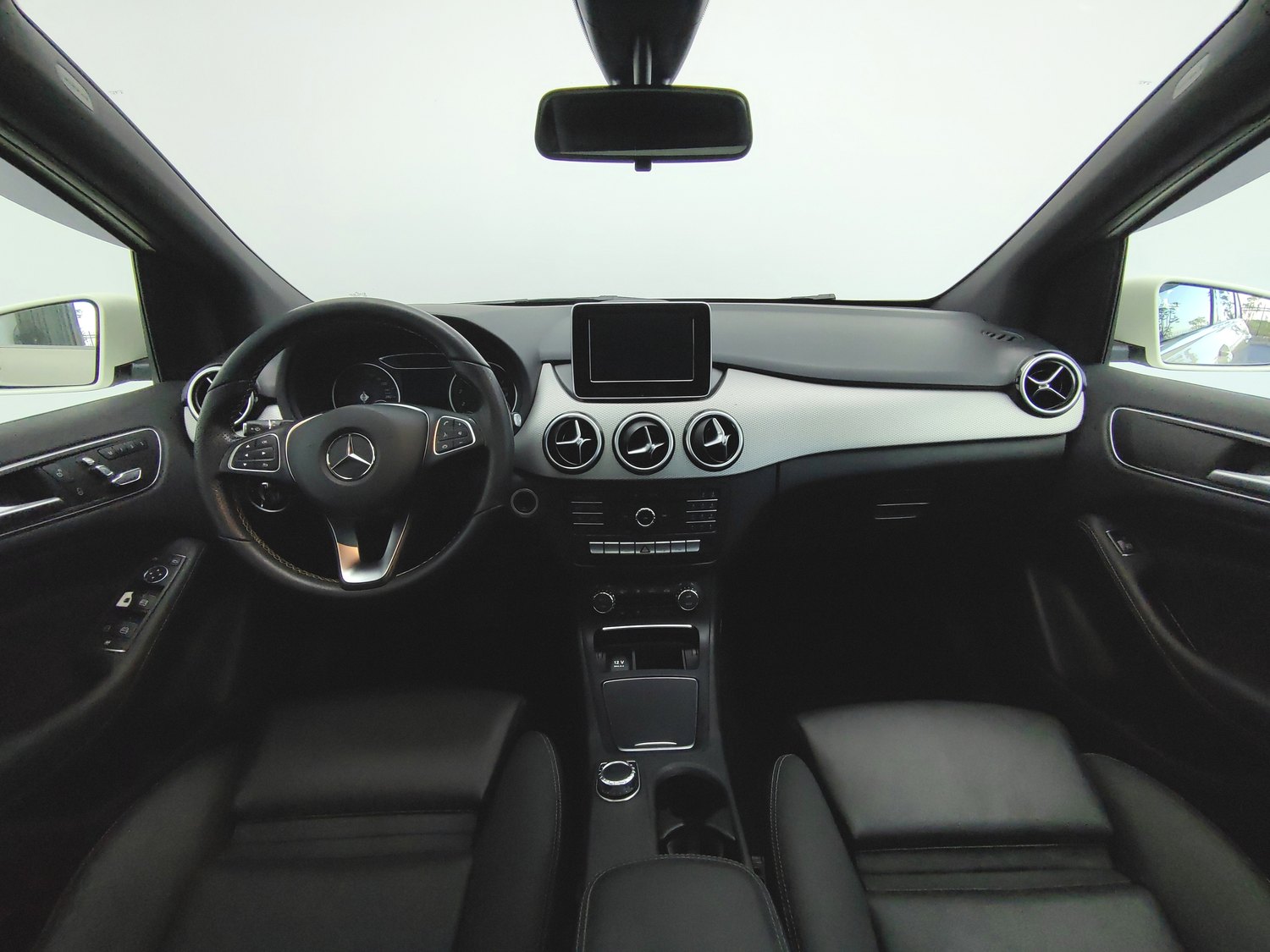 Used Mercedes-Benz B-Class 2015 1.6 AT
