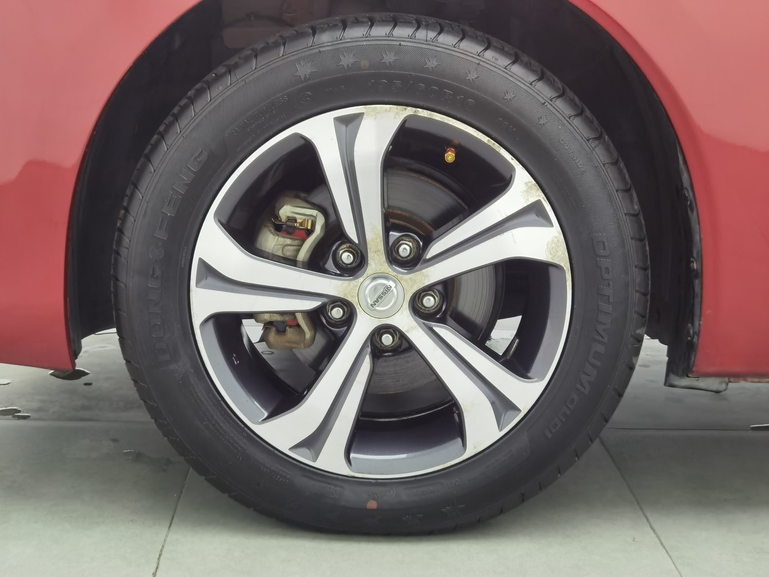 Used Nissan Tiida 2016 1.6 AT