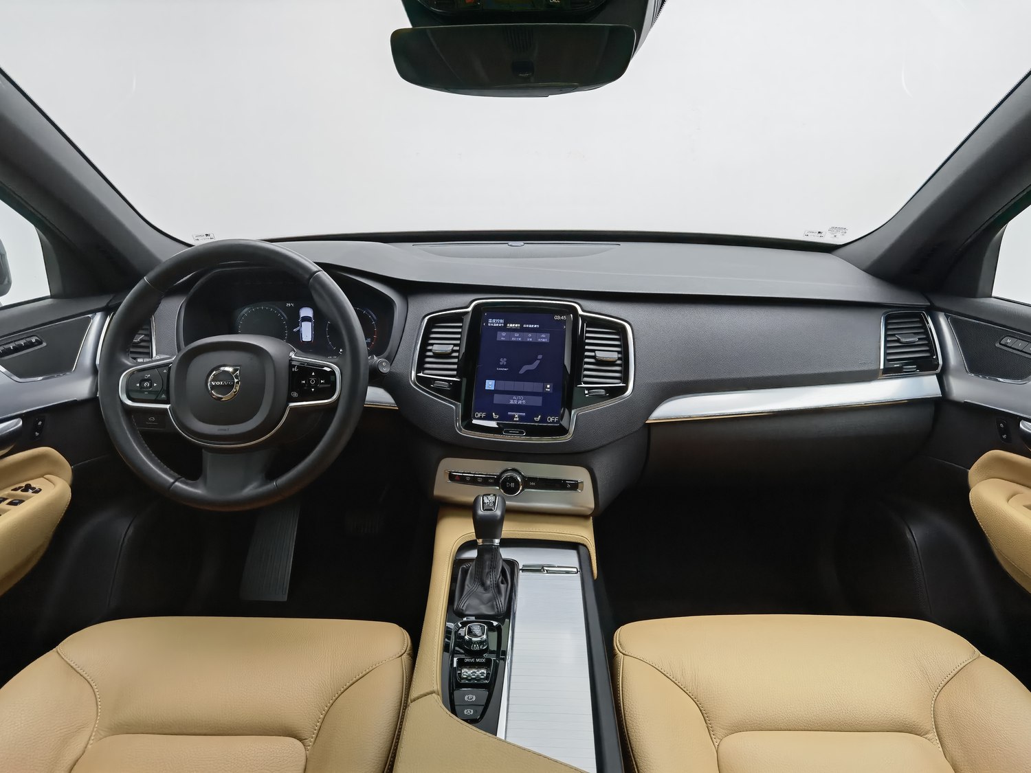 Used Volvo XC90 2018 2.0 AT