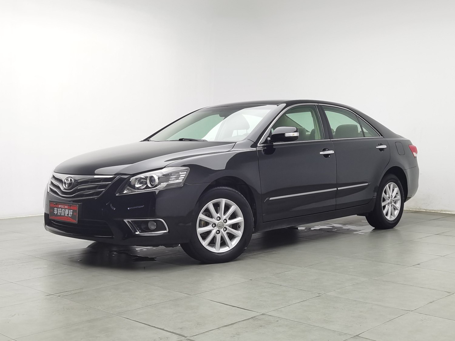 Used Toyota Camry 2013 2.0 AT