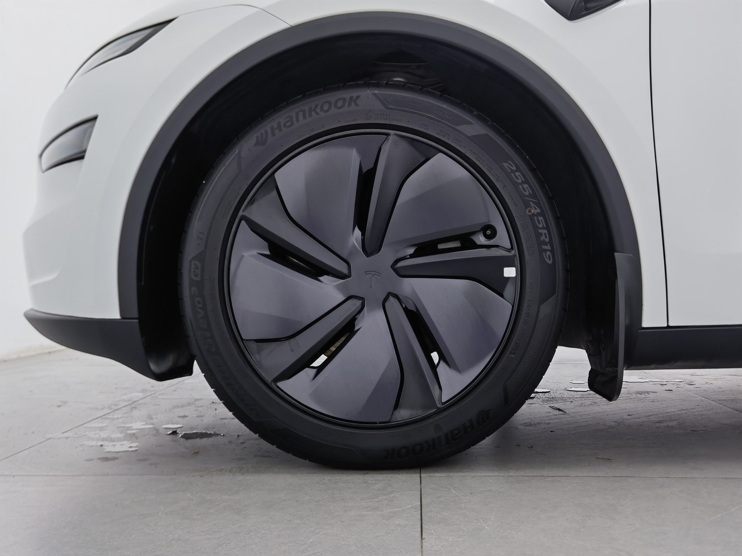 Used Tesla Model Y 2025