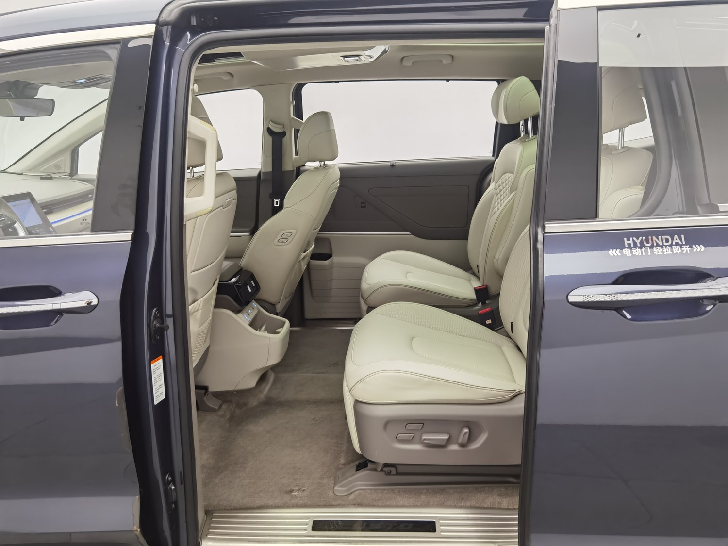 Used Hyundai Custo 2021 2.0 AT
