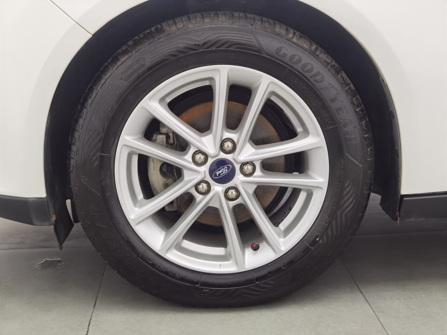 Used Ford Focus 2015 1.6 MT