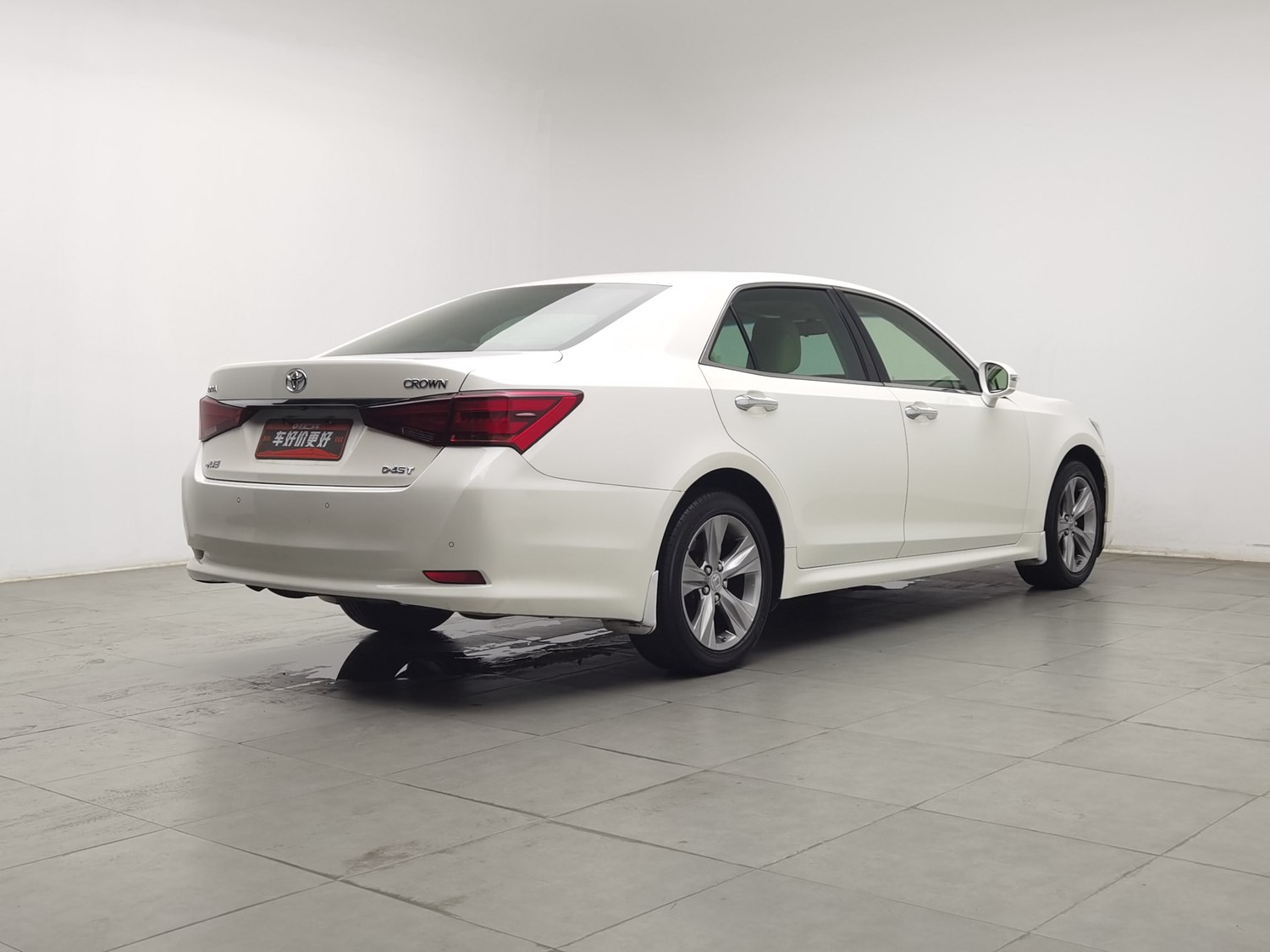 Used Toyota Crown 2015 2.0 AT