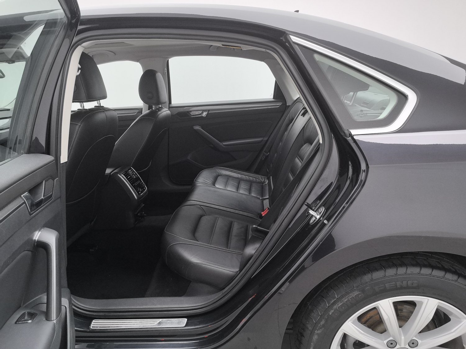 Used Volkswagen Passat 2017 1.8 AT