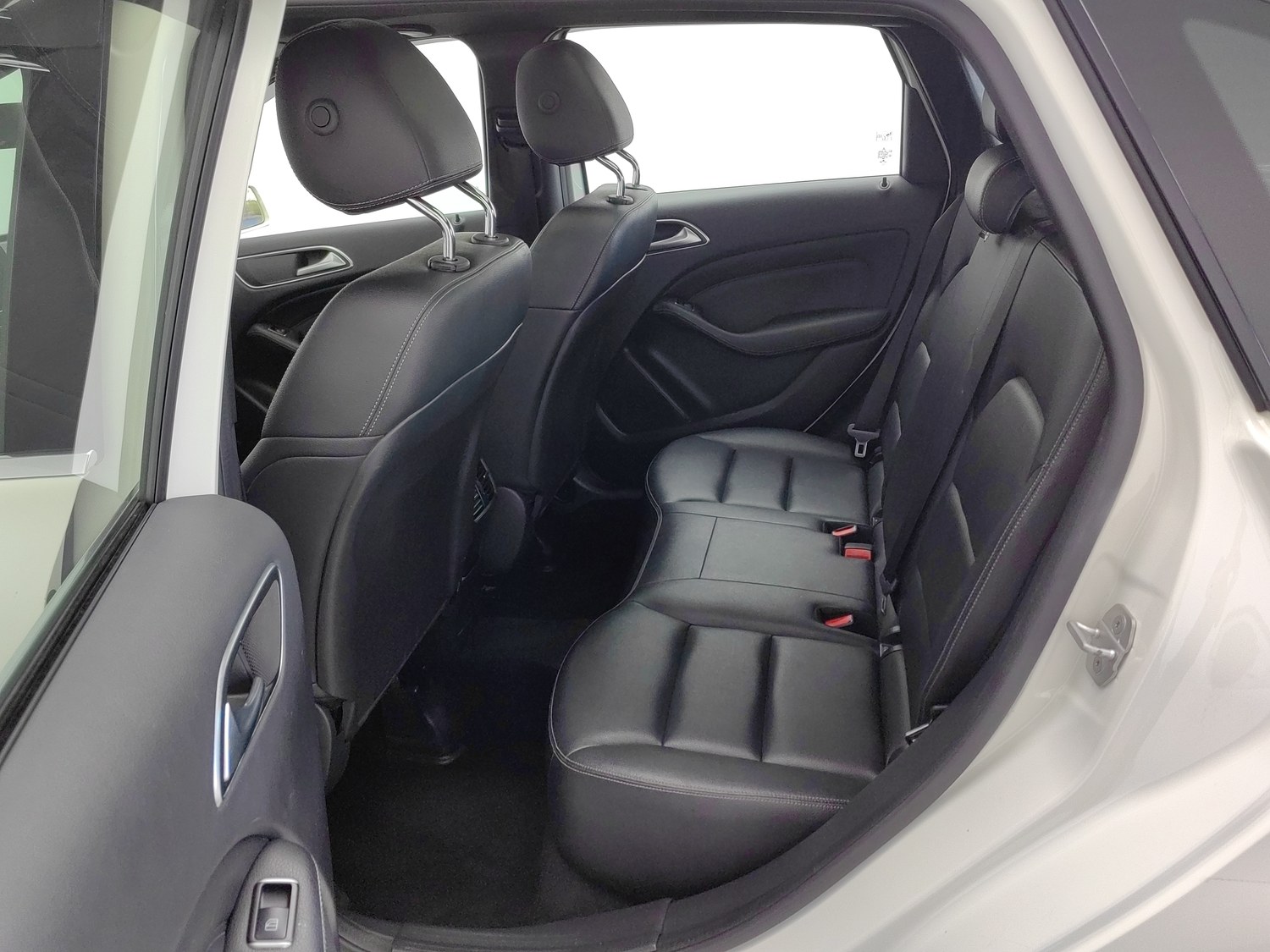 Used Mercedes-Benz B-Class 2015 1.6 AT