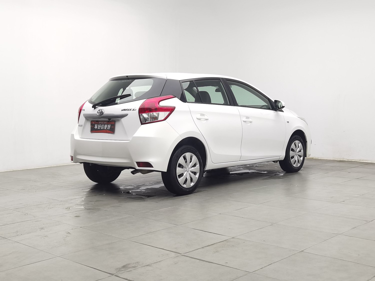 Used Toyota YARiS L 2015 1.5 AT