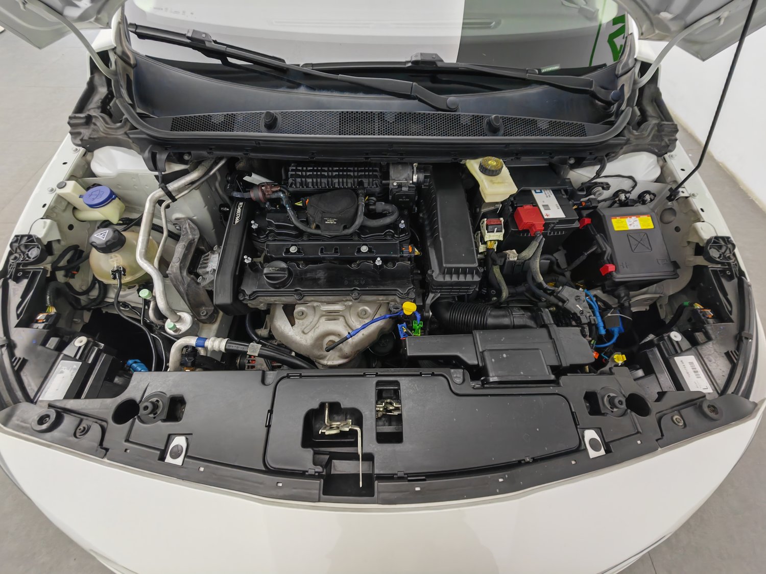 Peugeot 408 2014 1.8 MT usado