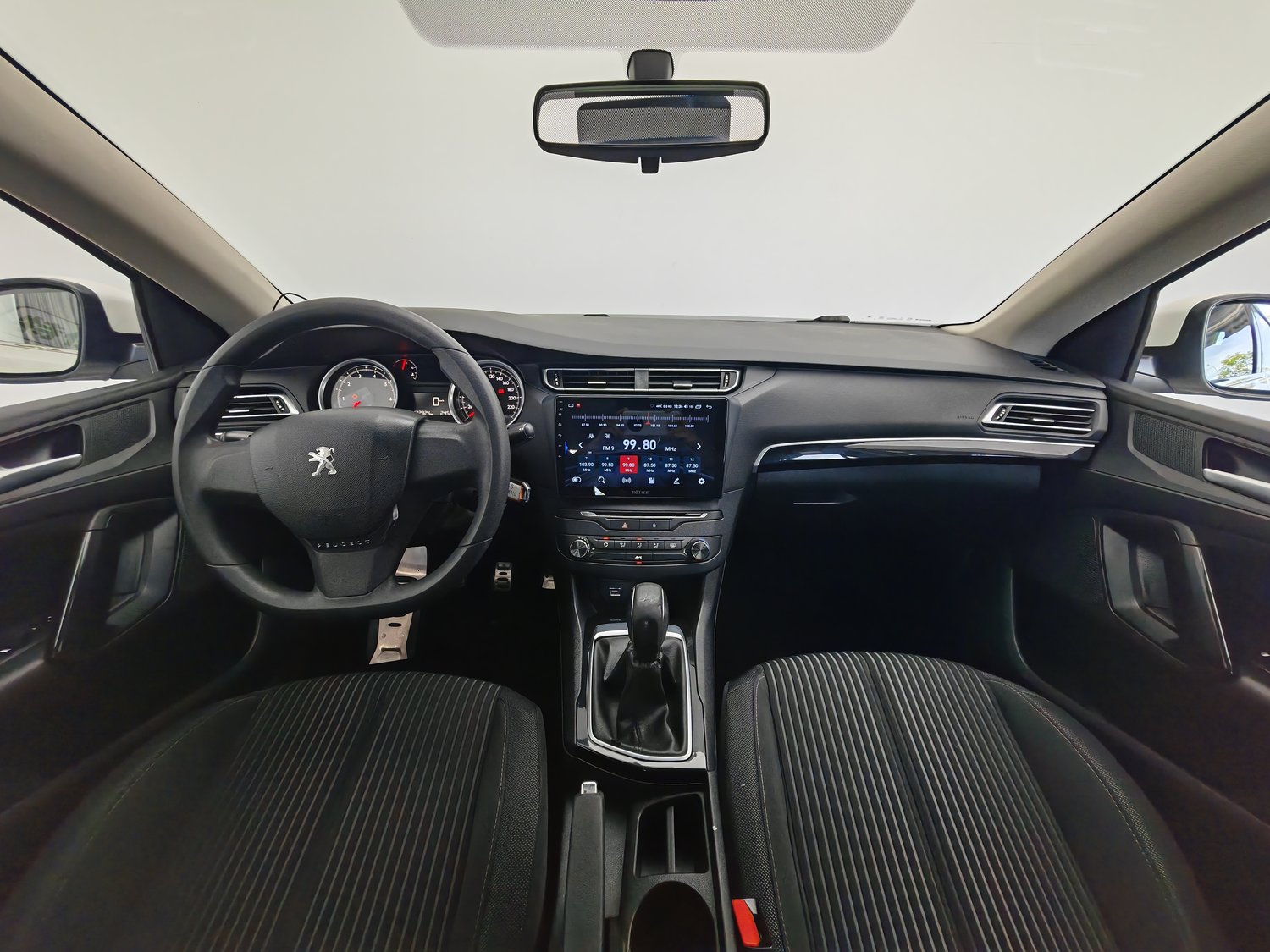 Peugeot 408 2014 1.8 MT usado