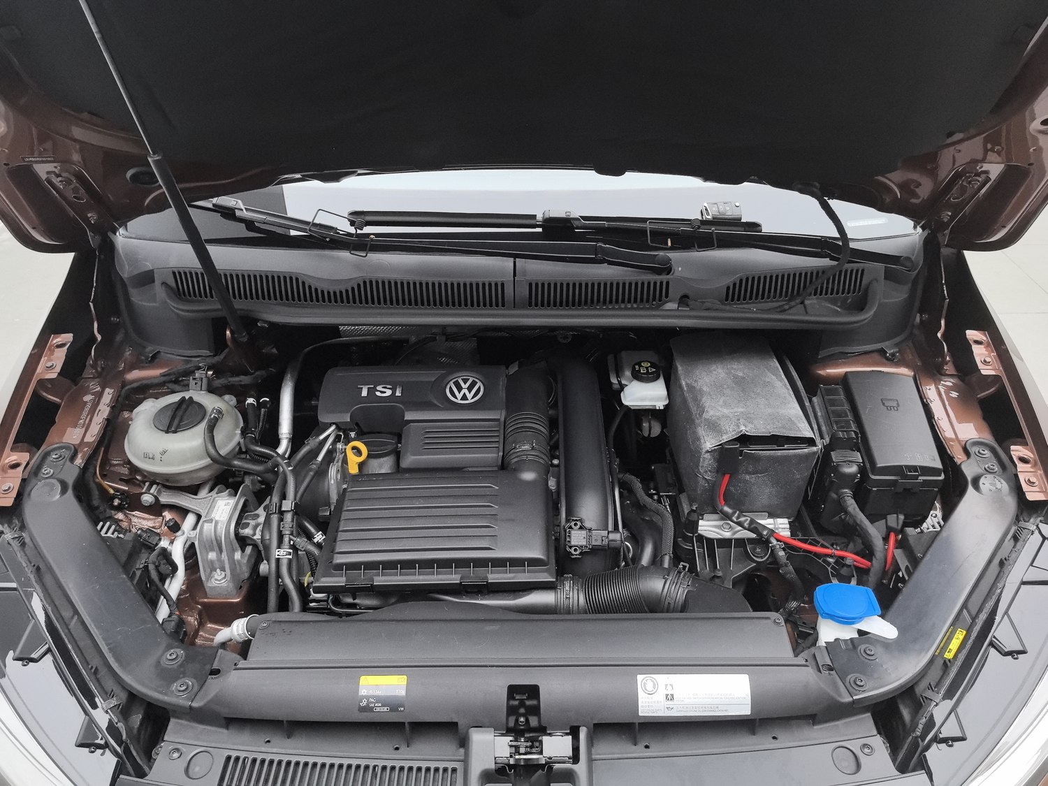 Used Volkswagen Touran 2016 1.4 AT
