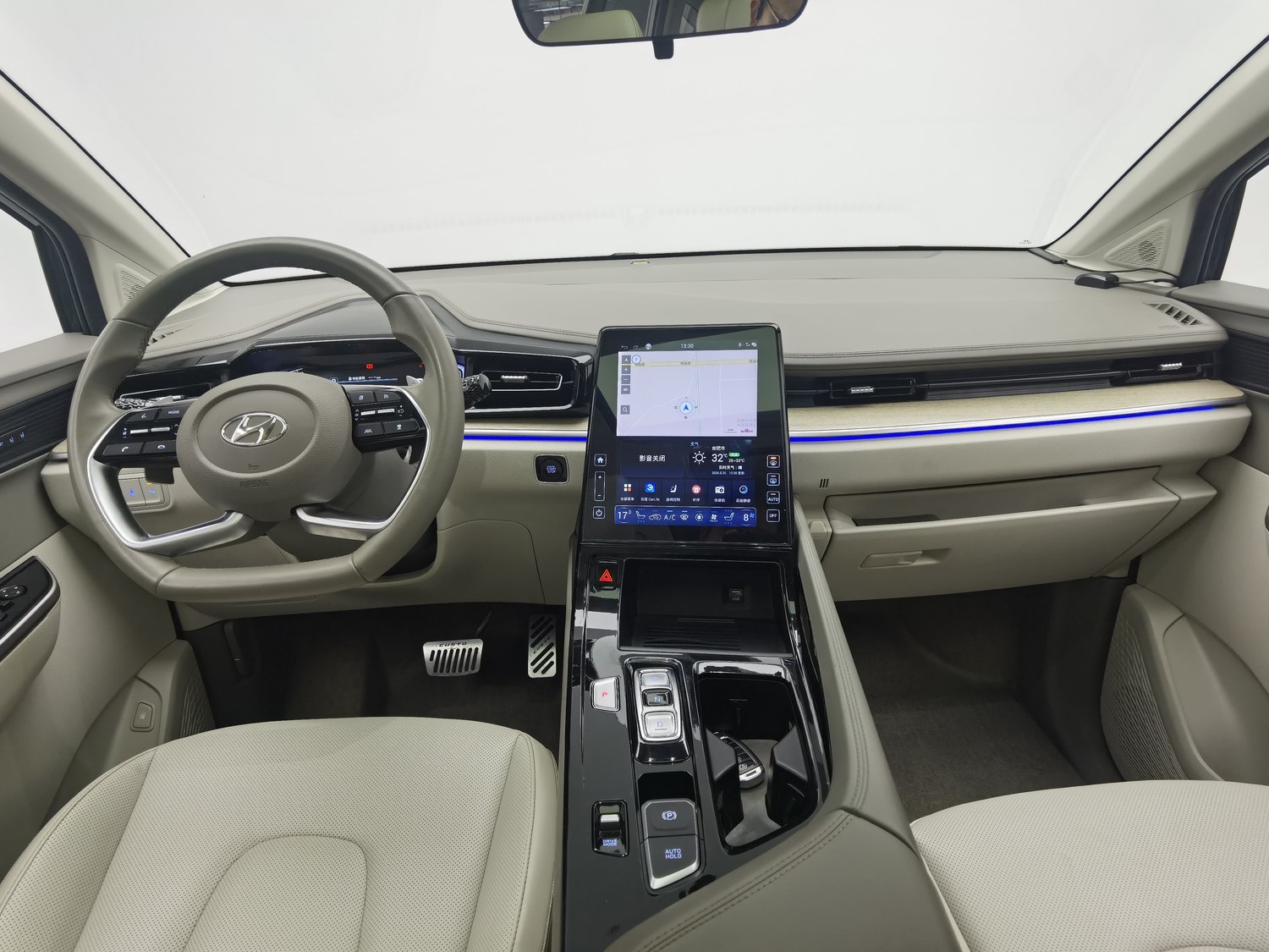 Used Hyundai Custo 2021 2.0 AT