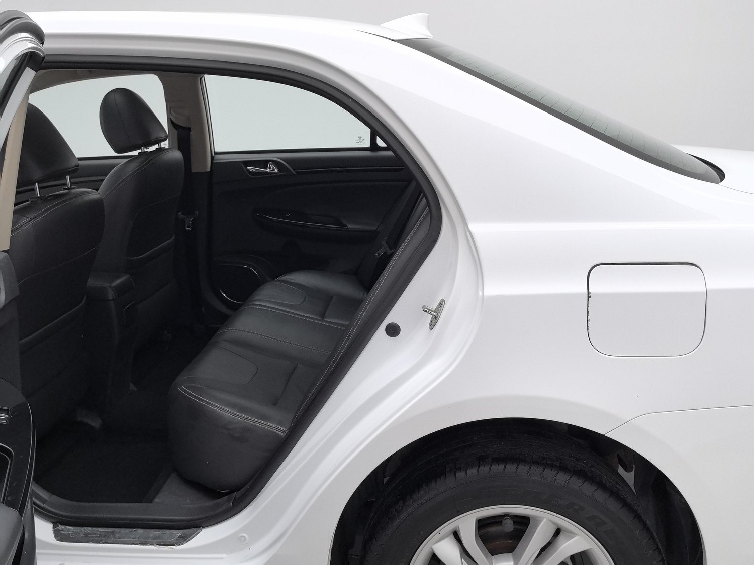 Used BYD Surui 2014 1.5 MT