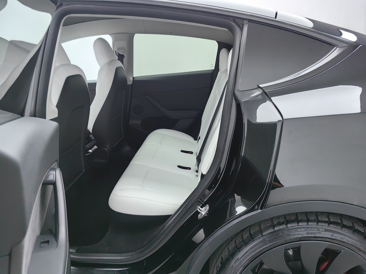 Used Tesla Model Y 2021