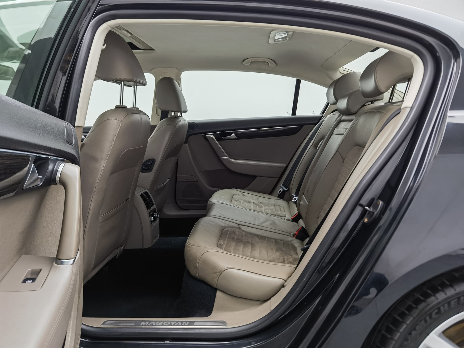 Used Volkswagen Magotan 2013 2.0 AT