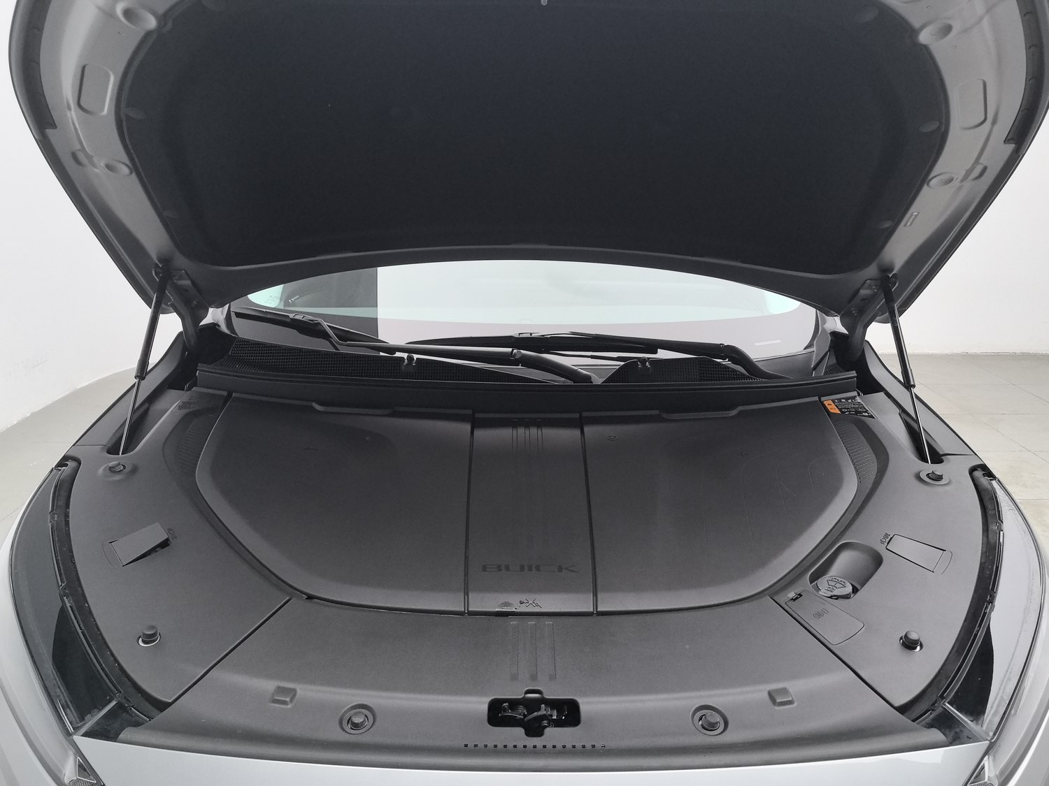 Used Buick E5 2023