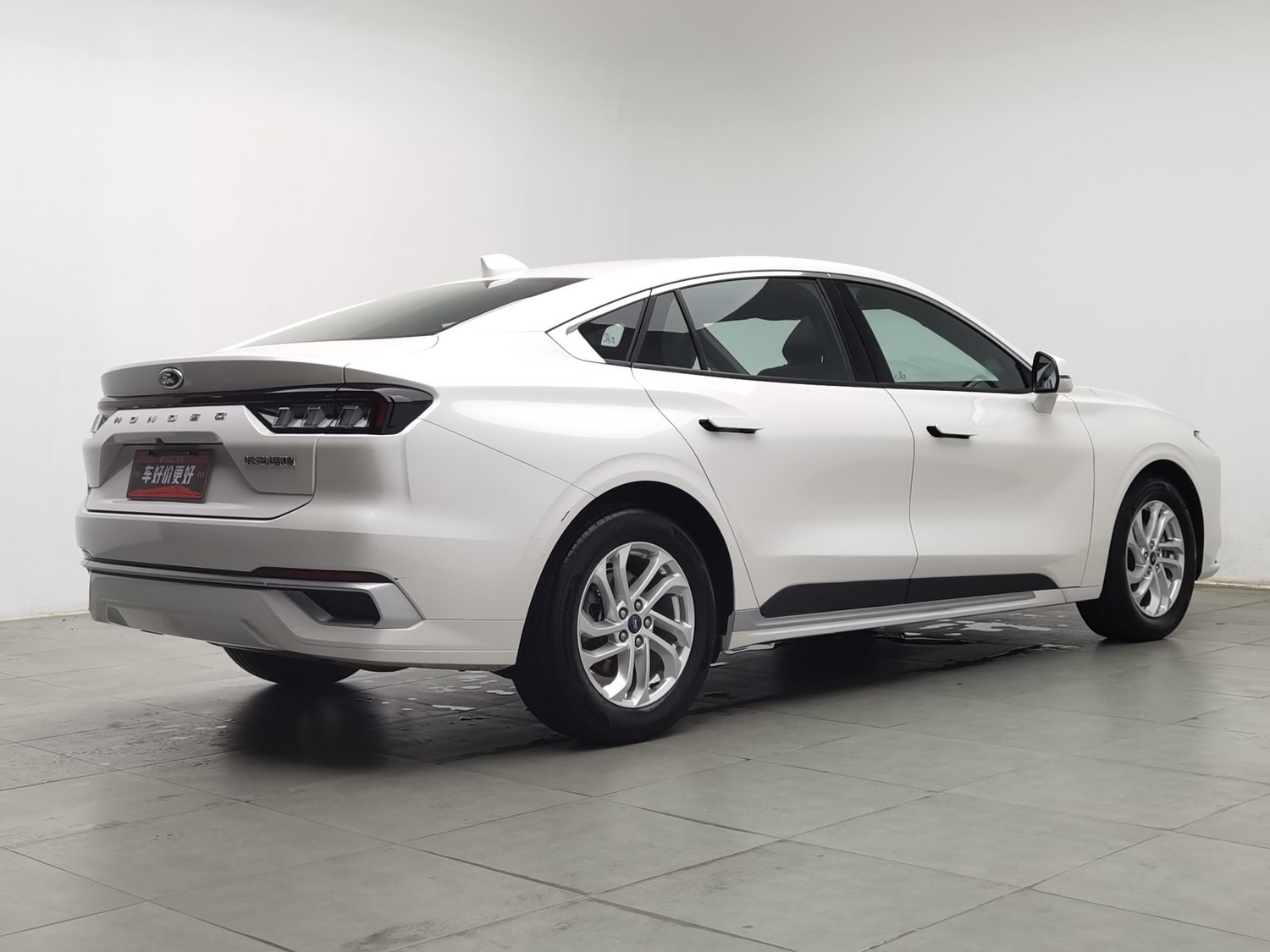 Used Ford Mondeo 2023 1.5 AT