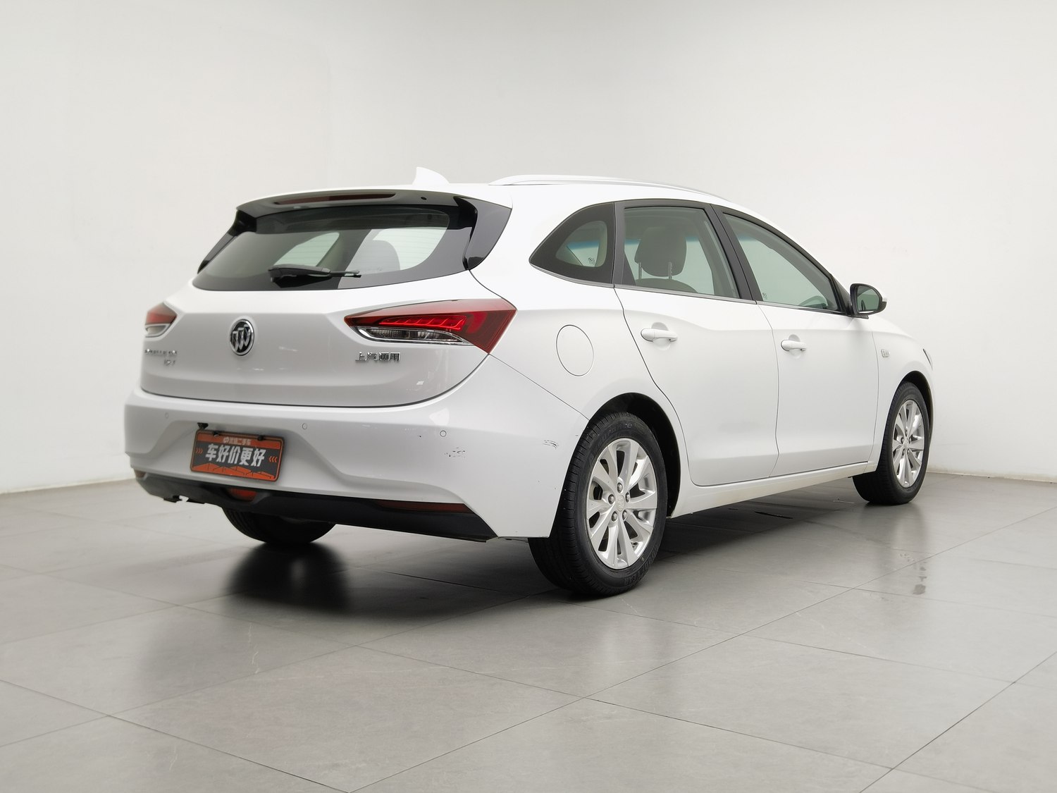 Used Buick GL6 TourX 2018 1.0 AT
