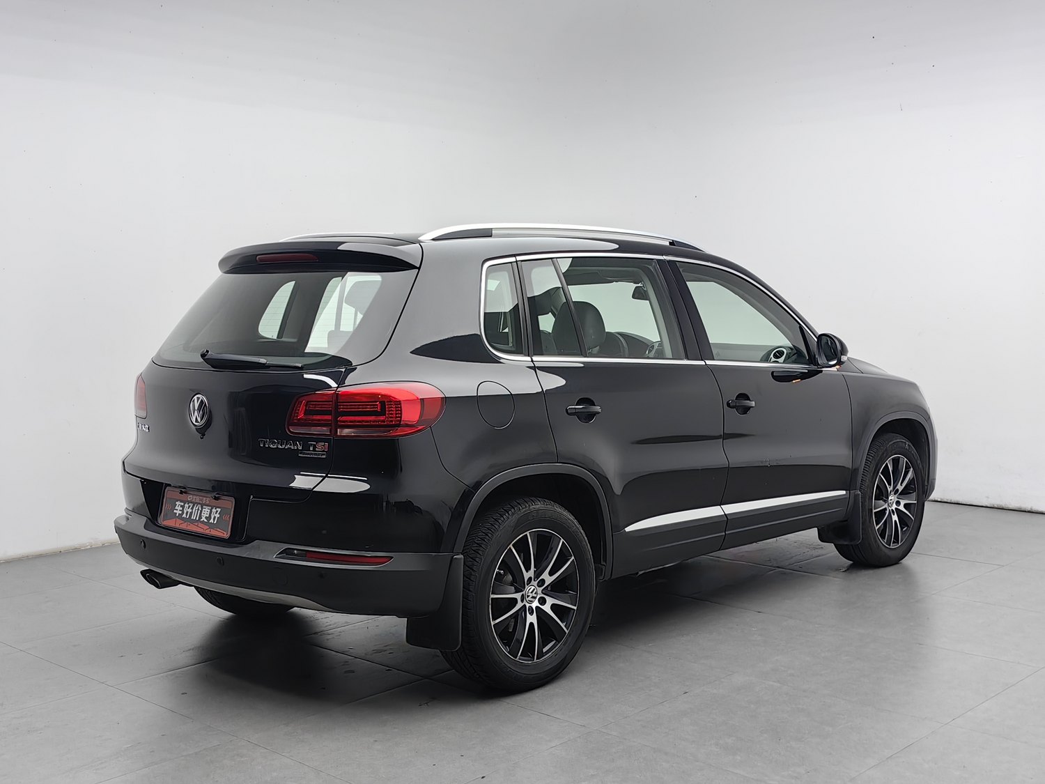 Used Volkswagen Tiguan 2015 1.8 AT