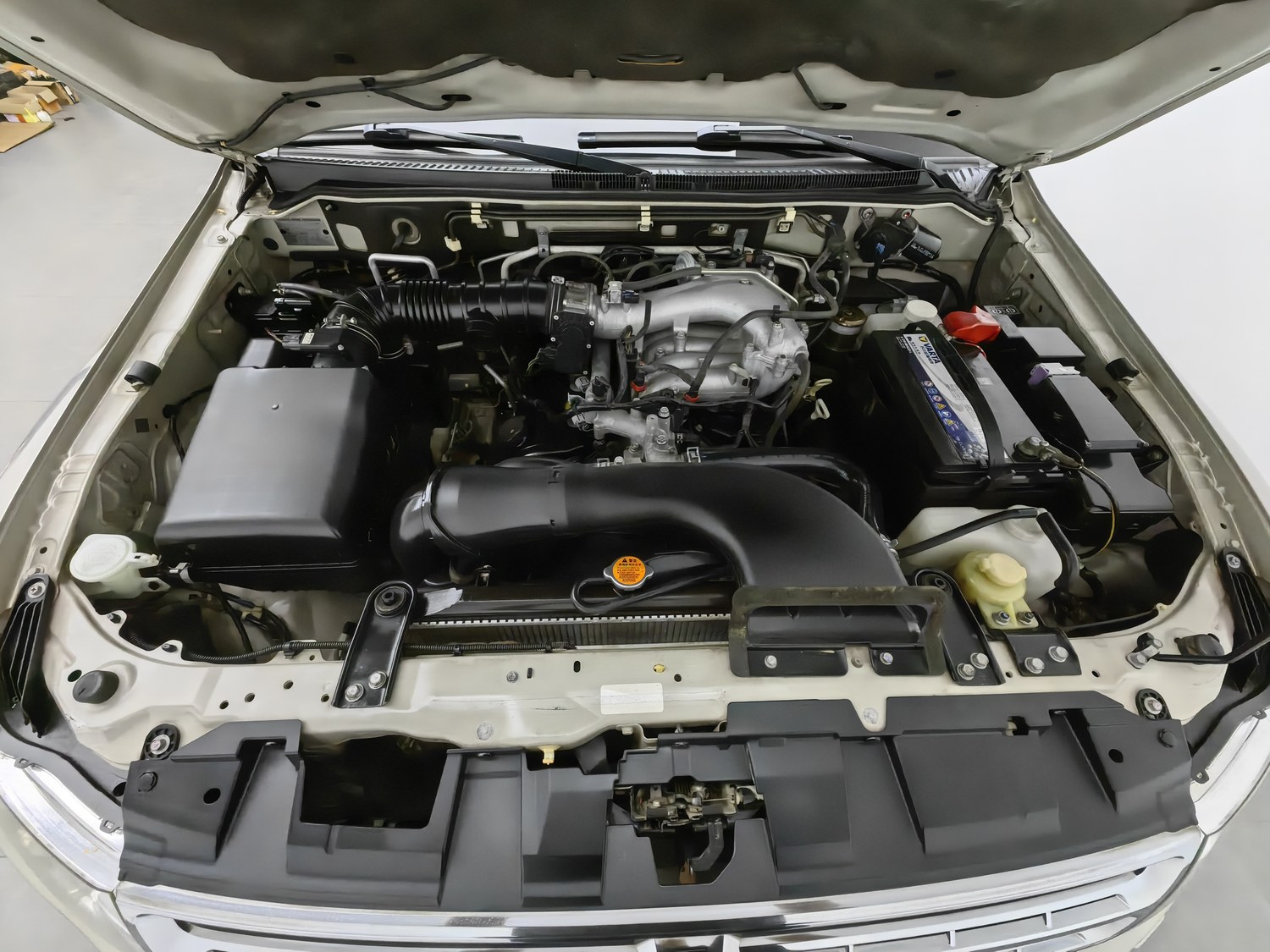 Used Mitsubishi Pajero (Import) 2011 3.0 AT