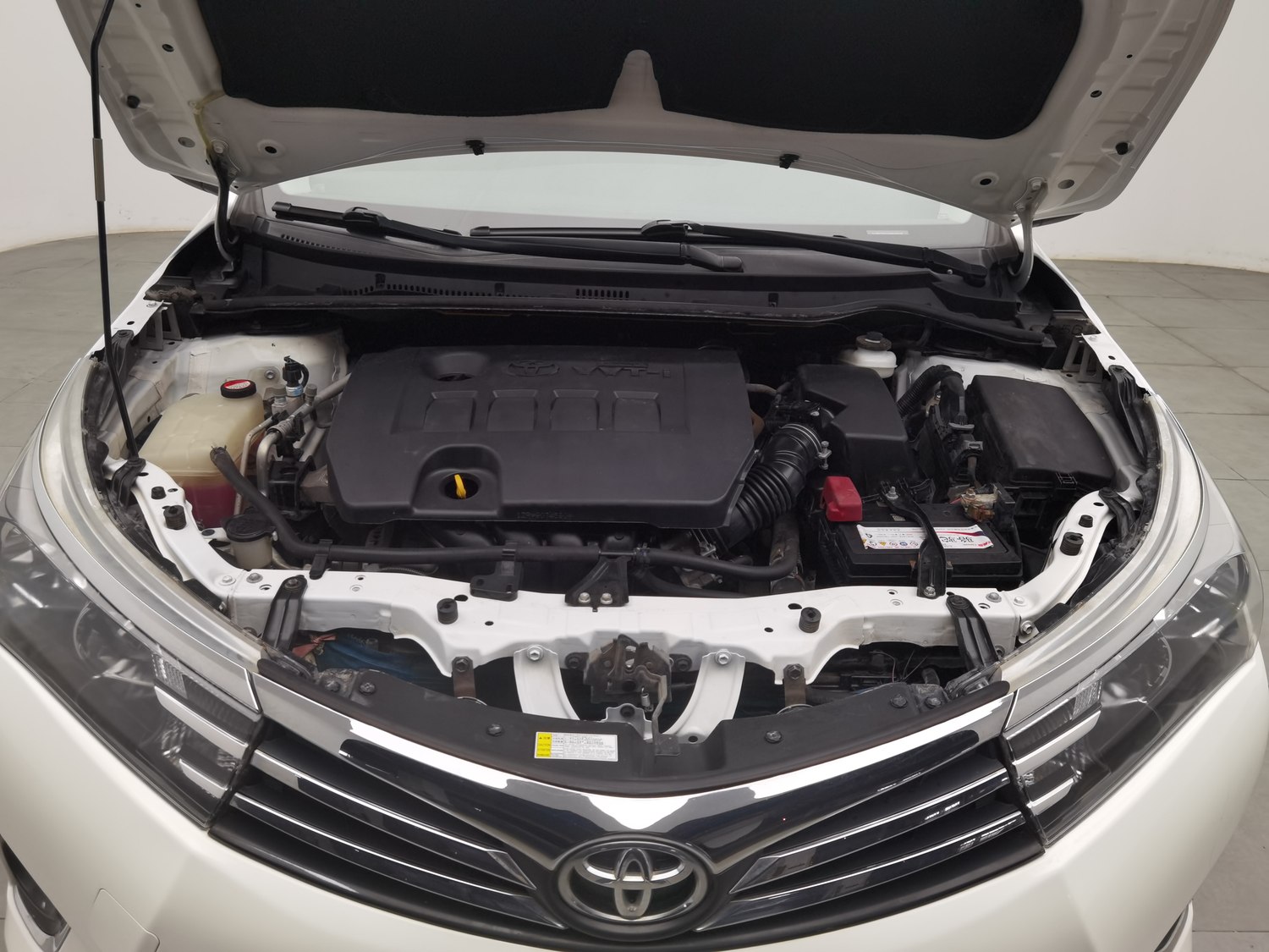 Used Toyota Corolla 2014 1.6 AT