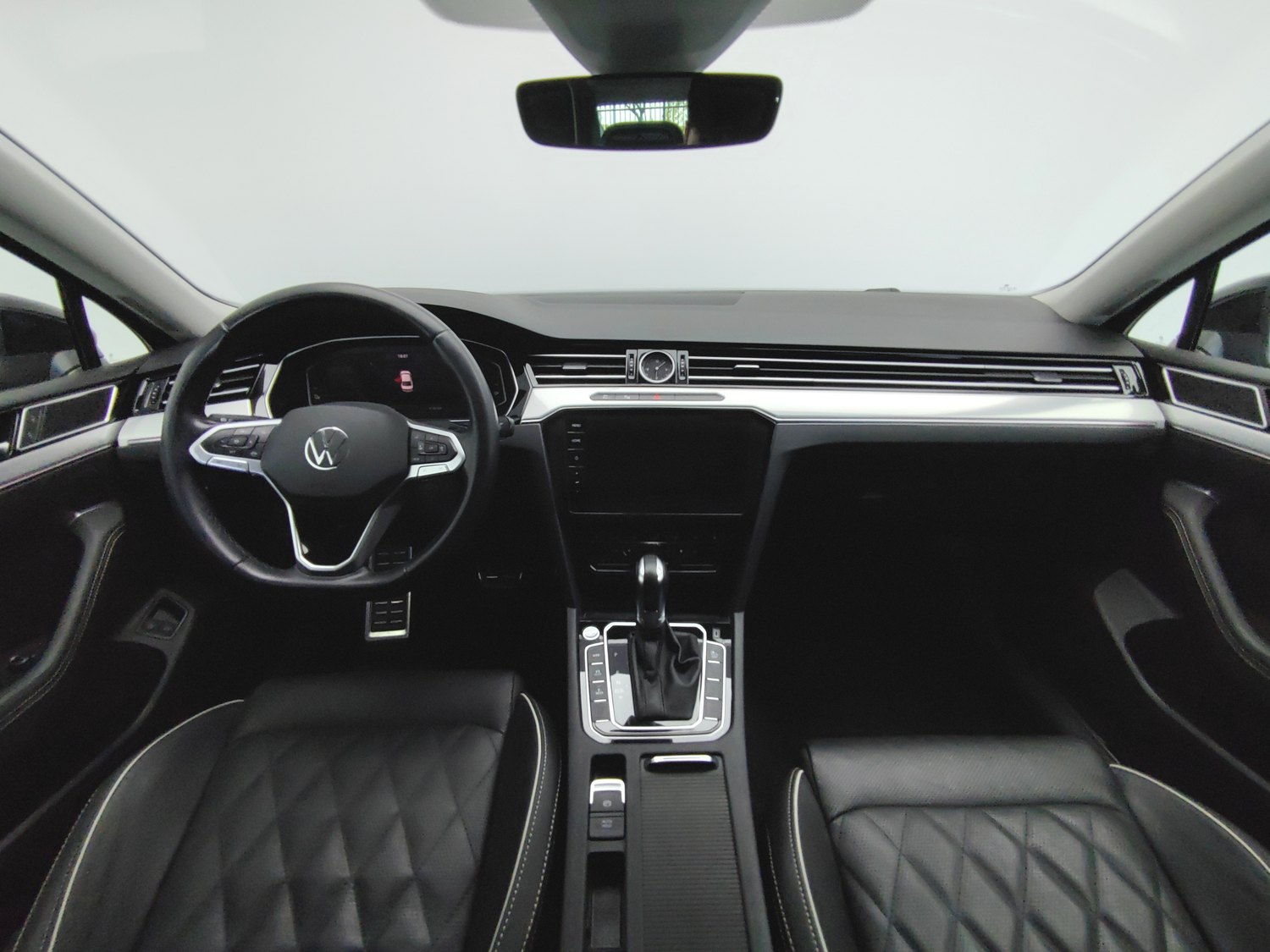 Used Volkswagen Magotan GTE 2022 1.4 AT