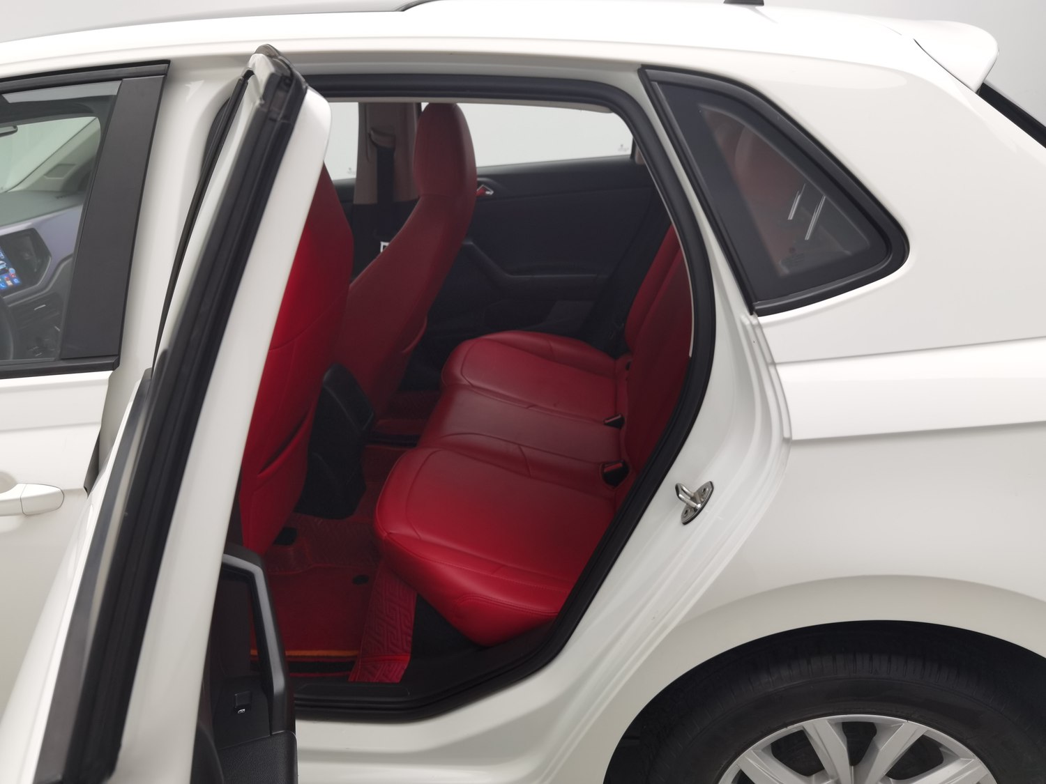 Used Volkswagen Polo 2019 1.5 AT