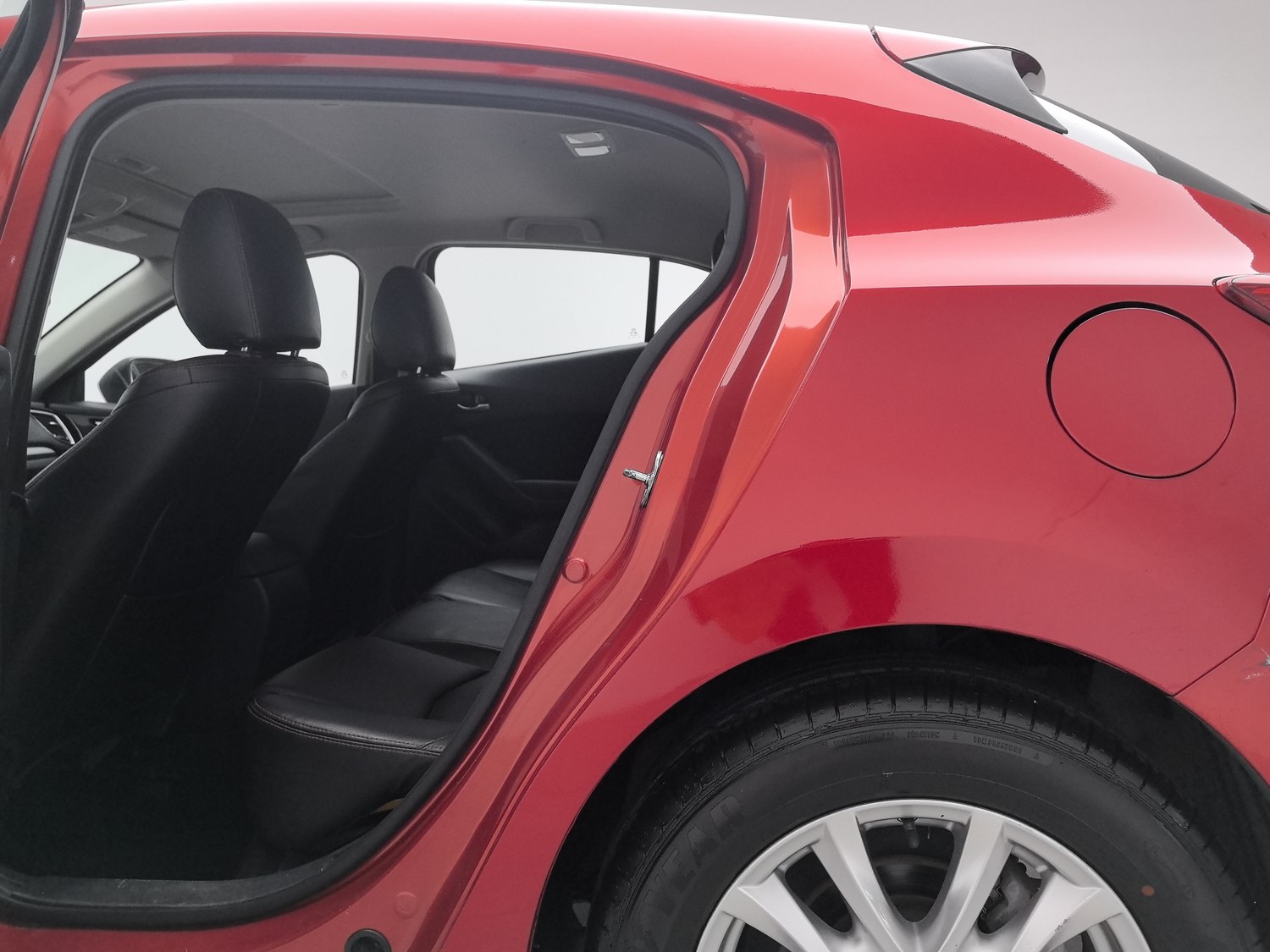 Used Mazda 3 Axela 2016 1.5 AT
