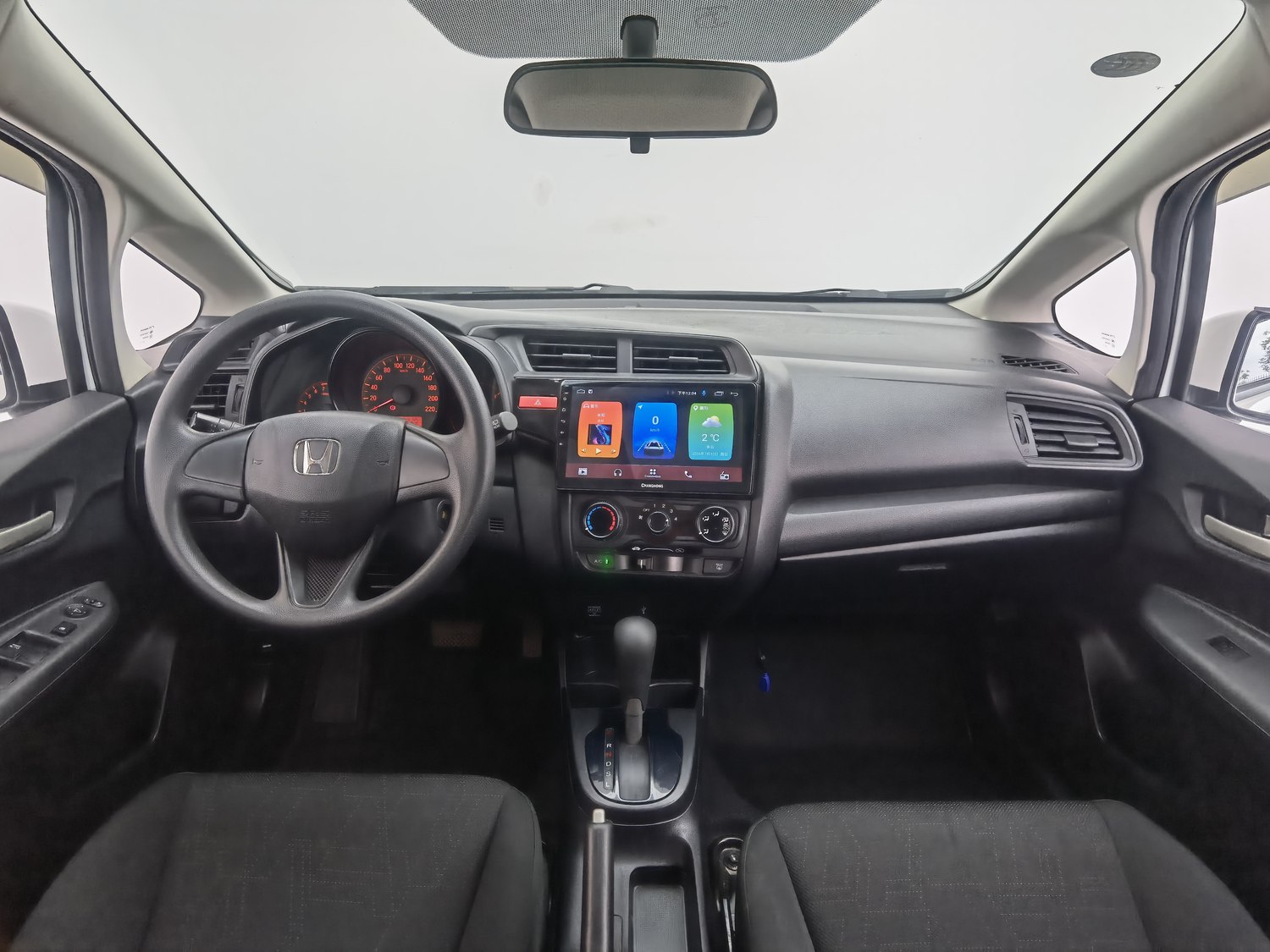 Подержанный Honda Fit 2016 1.5 AT