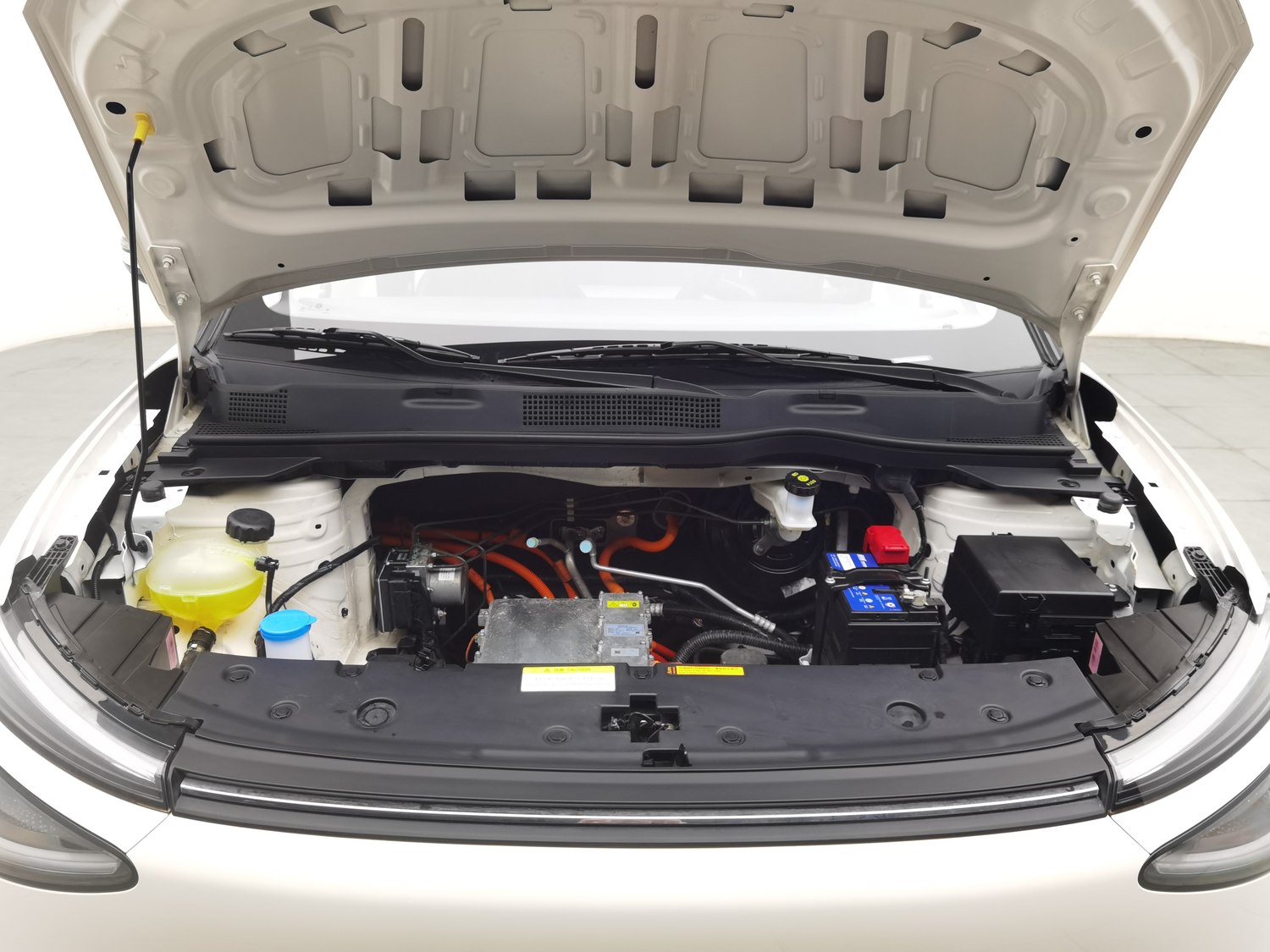 Used Dongfeng Nammi 01 2024