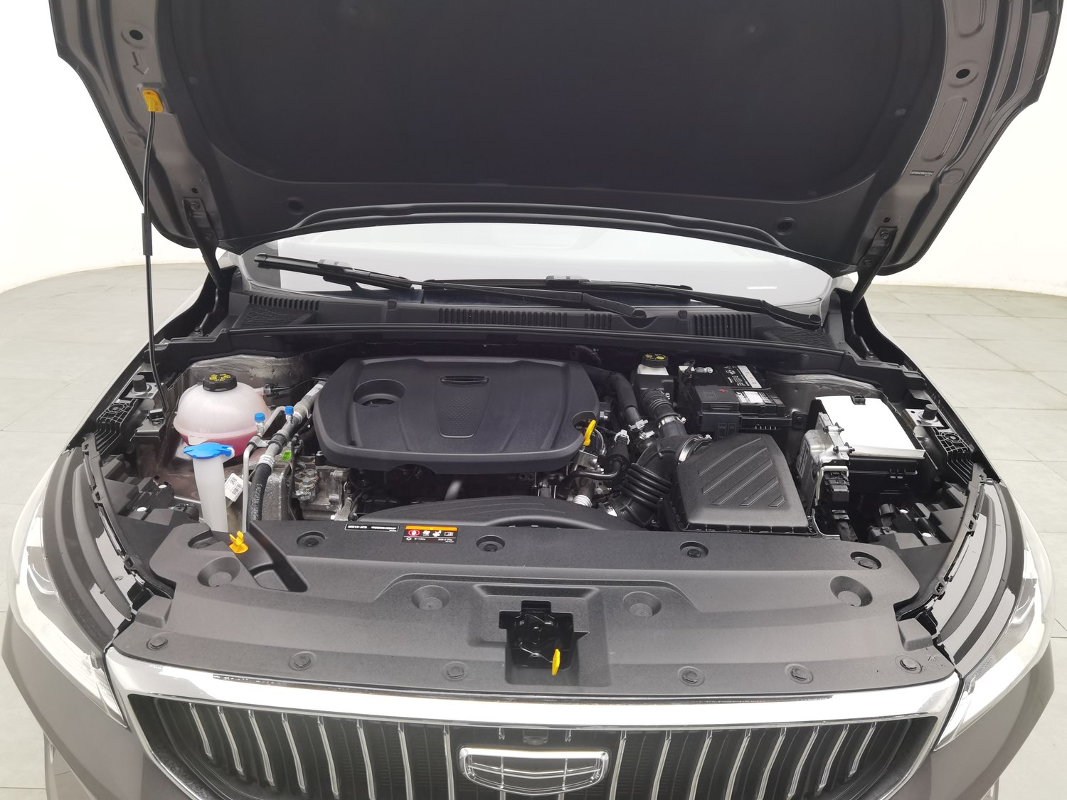 Used Geely Emgrand 2023 1.5 AT