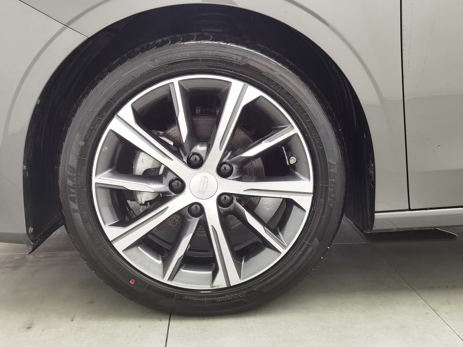 Used Geely Emgrand 2023 1.5 AT