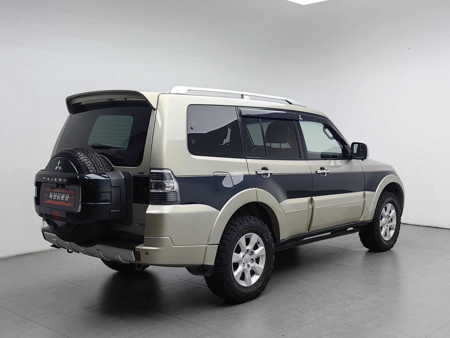 Used Mitsubishi Pajero (Import) 2011 3.0 AT
