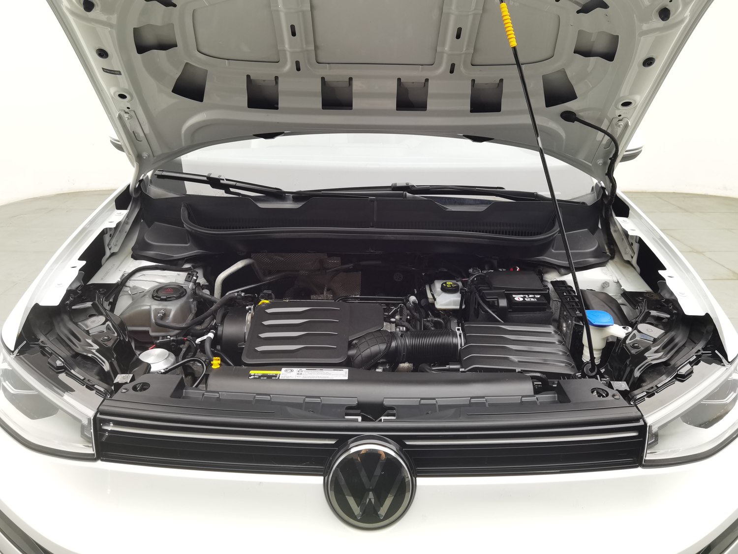 Used Volkswagen Tharu 2025 1.5 AT