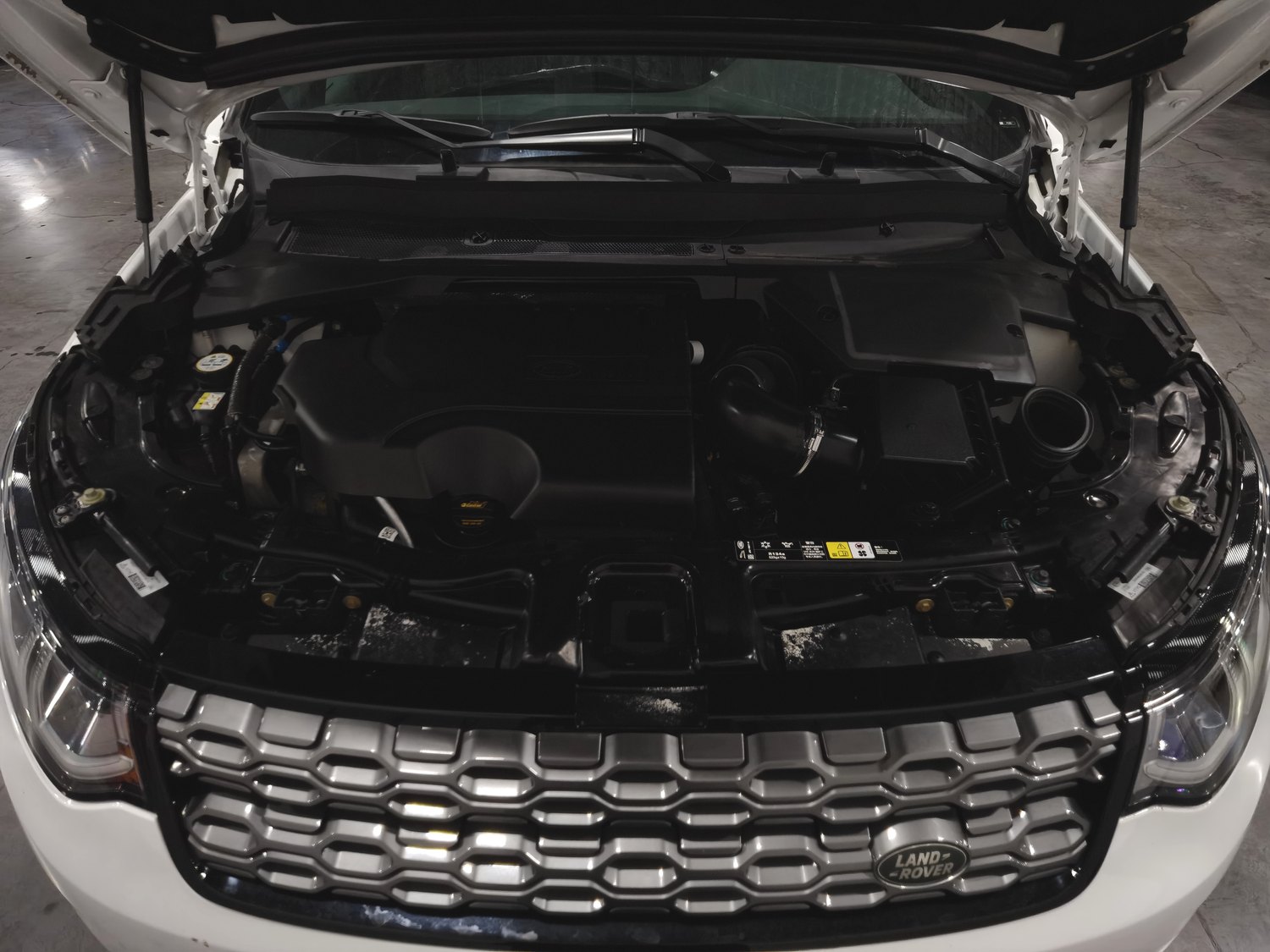 Used Land Rover Discovery 2022 2.0 AT