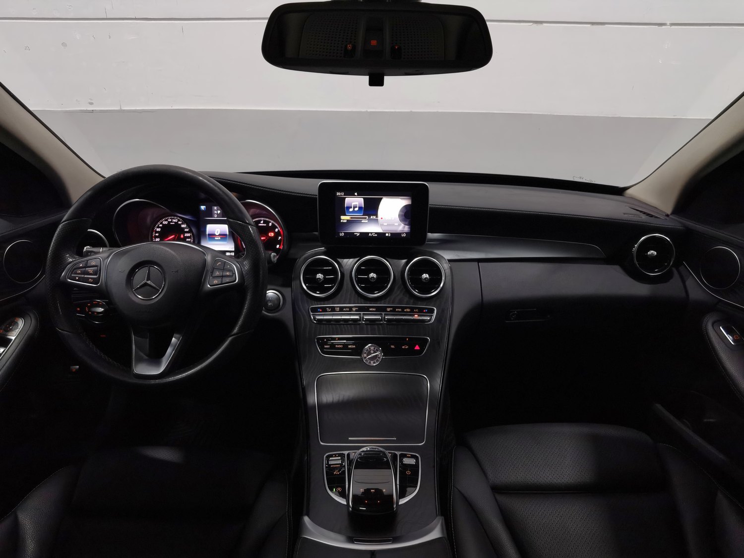 Used Mercedes-Benz C-Class 2017 2.0 AT