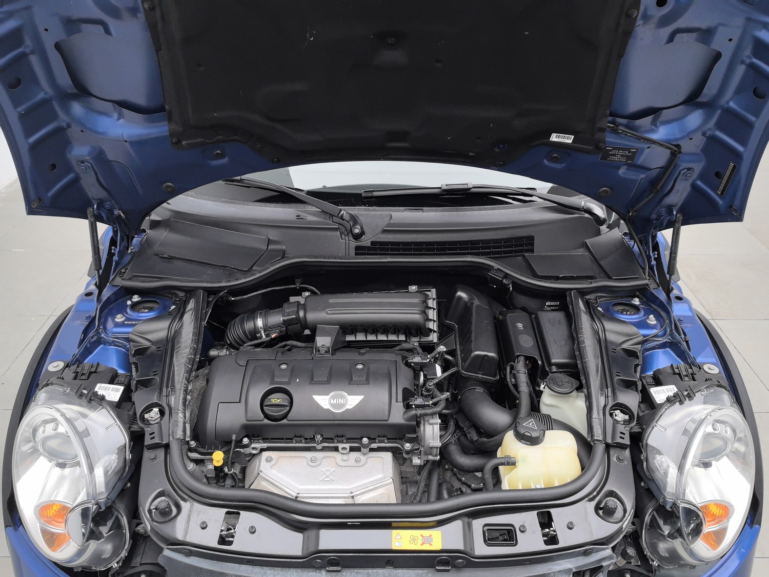 Used MINI MINI 2011 1.6 AT