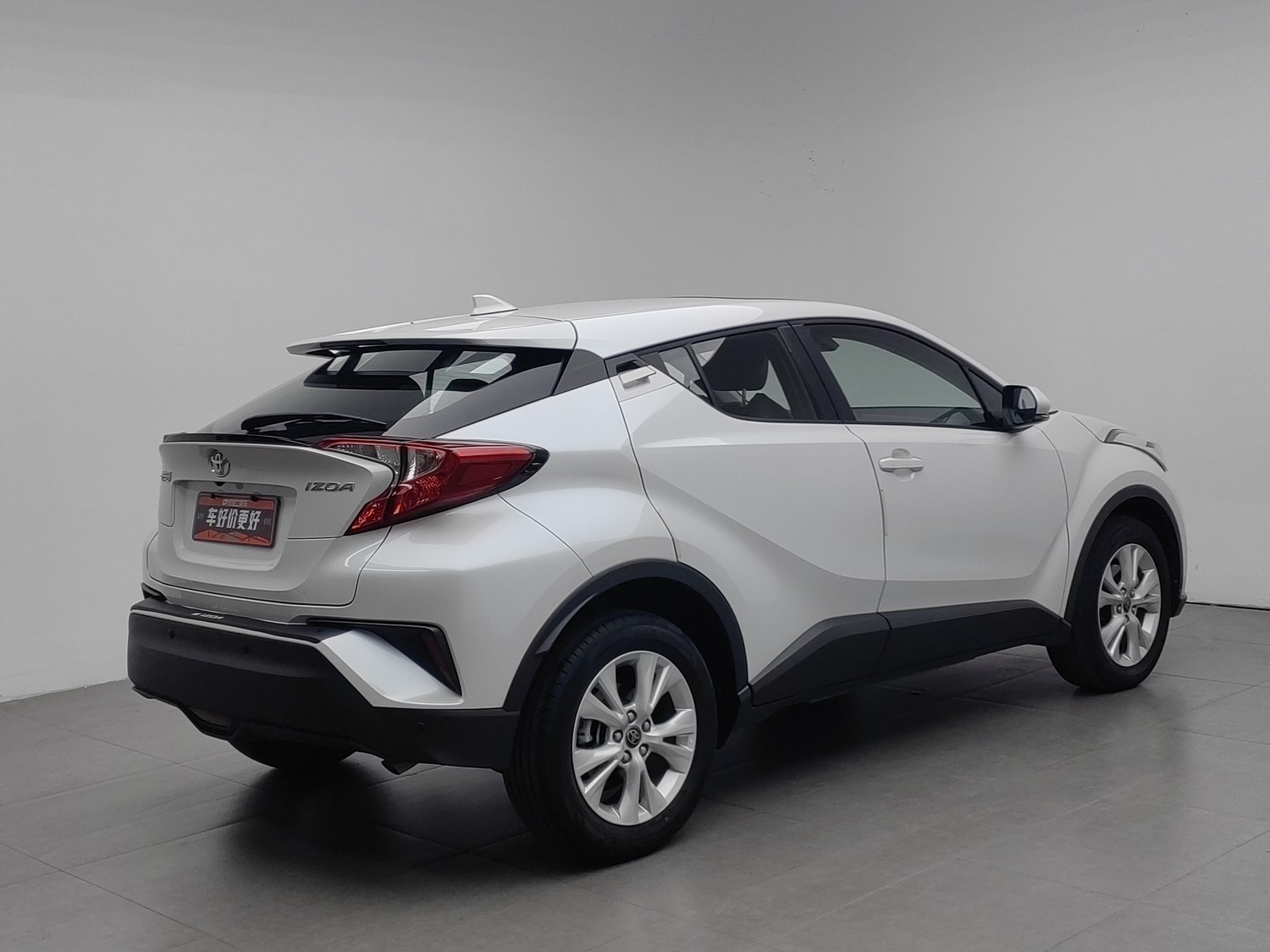 Used Toyota IZOA 2023 2.0 AT