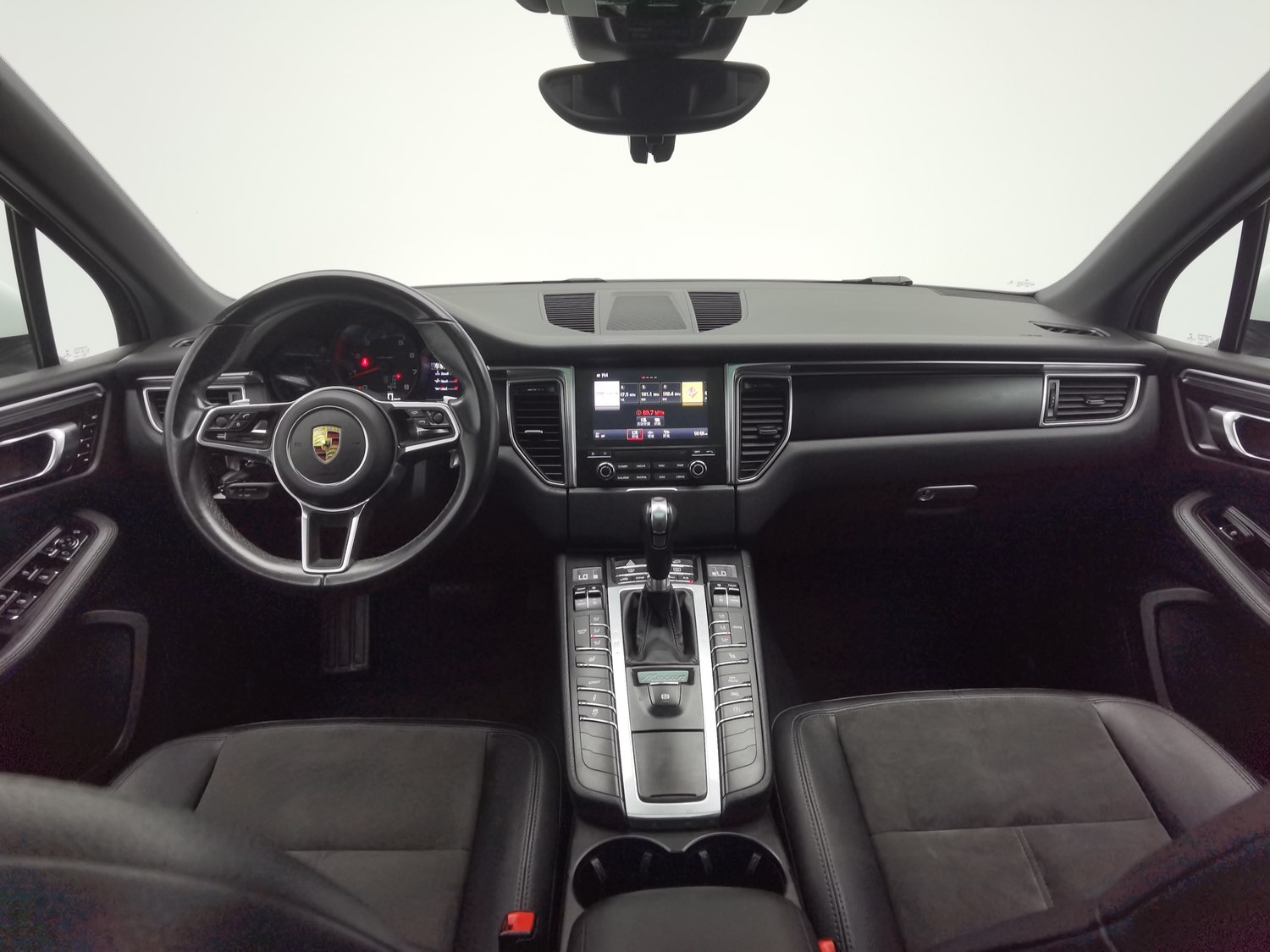 Used Porsche Macan 2017 2.0 AT