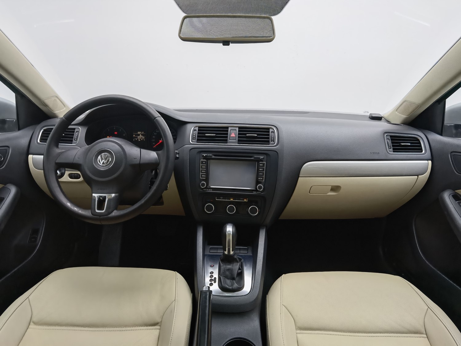 Used Volkswagen Sagitar 2014 1.6 AT