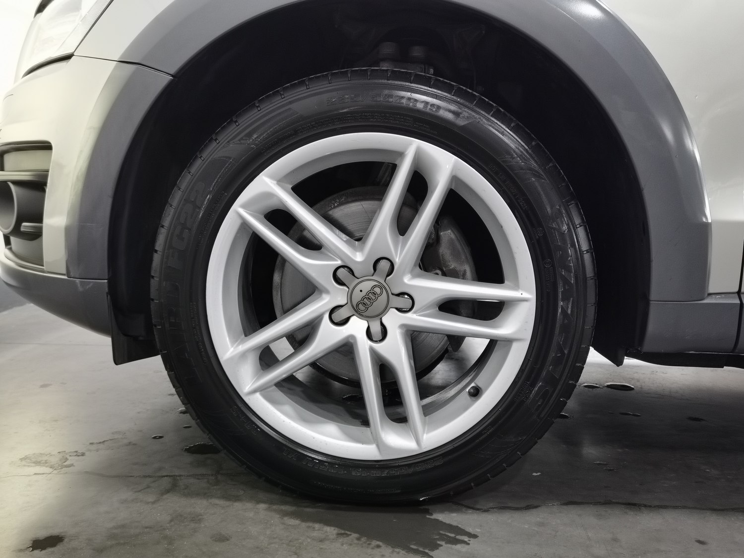 Used Audi Q5 2017 2.0 AT
