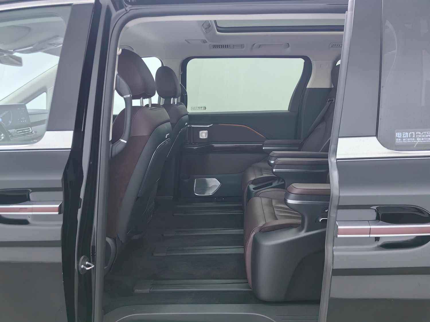 Used Hongqi HQ9 2023 2.0 AT