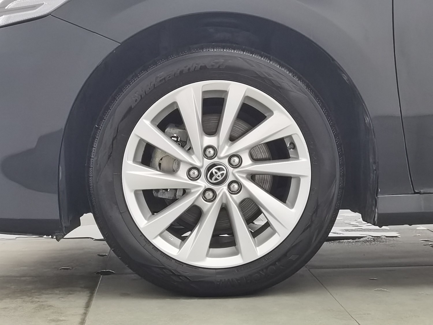 Used Toyota Camry 2021 2.0 AT
