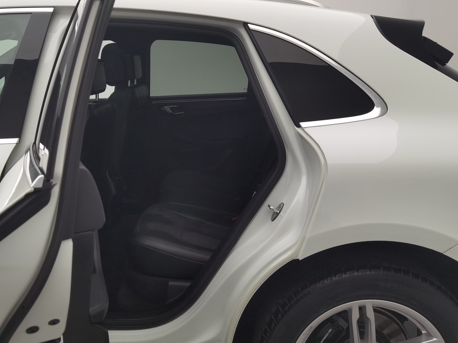 Used Porsche Macan 2017 2.0 AT