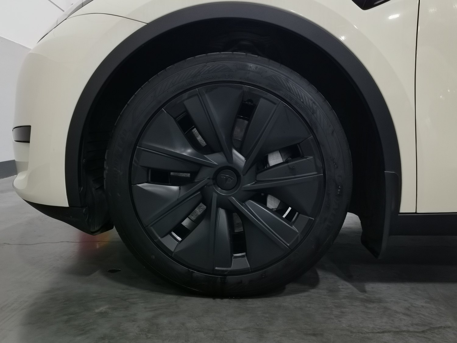 Used Tesla Model Y 2024